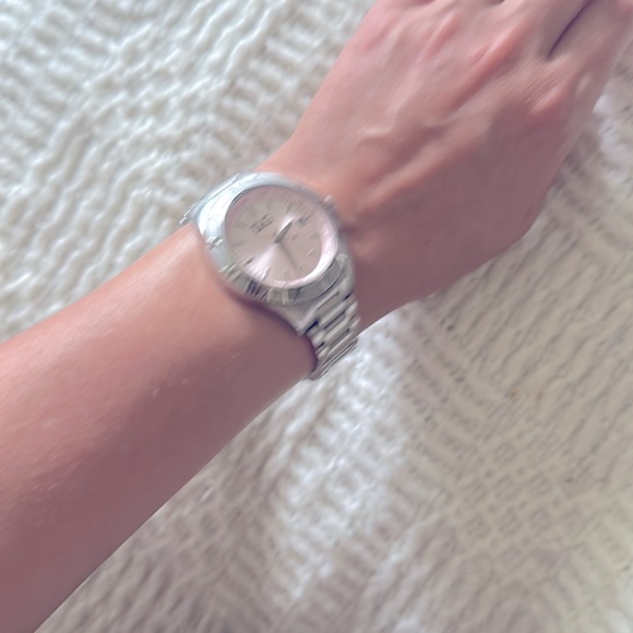 Genuine Dolce & Gabbana women's watch - Picture 6 of 6